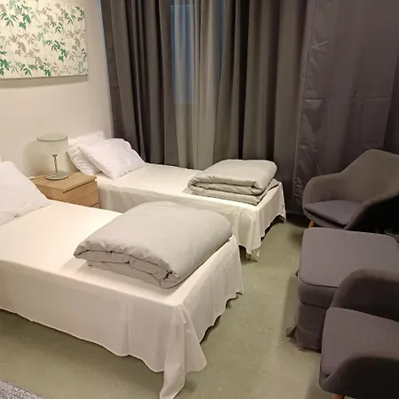 Mylos بيت شباب *